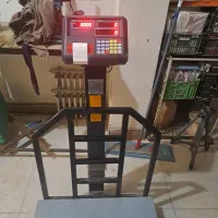 باسکول ۵۰۰kg دیجیتال پرینتر دار در حد نو|ماشین‌آلات صنعتی|اصفهان, بوستان ناژوان|دیوار