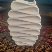 گلدان سرامیکی سفید