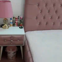 تخت دو نفره همراه پاتختی و کف تختی و آباژور|تخت و سرویس خواب|قم, باجک دو|دیوار