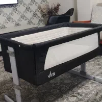 تخت کنارمادر