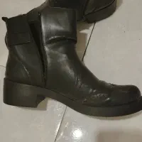 کفش زنانه و مردانه