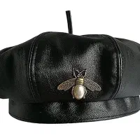 کلاه فرانسوی|لباس|سبزوار, طبرسی (جعفرآباد)|دیوار