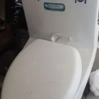 توالت فرنگی کاملا نو و استفاده نشده شب عید