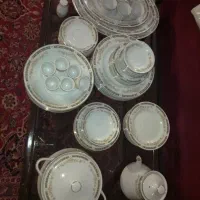 سرویس ۶ نفره دست کامل ظروف چینی