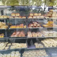 نیروی کار ساده در قنادی