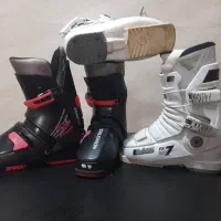 دو جفت کفش اسکی