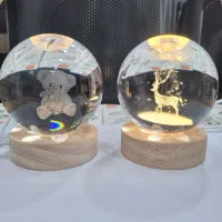 گوی کریستال شبخواب