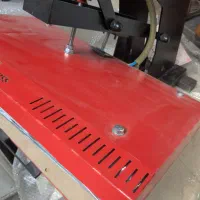 دستگاه پرس حرارتی سابلیمیشن در حد نو برد آسیب دیده