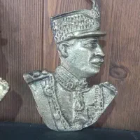 تندیس برنجی رضا شاه|مجسمه، تندیس، ماکت|اصفهان, جلفا|دیوار