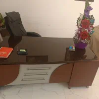 منشی خانم نیازمندیم