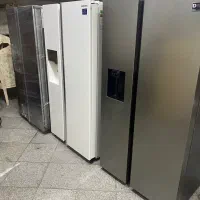 فروشنده و خریدار یخچال ساید خراب. تمام نقاط