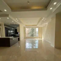 ستارخان/ ۹۷ متر / کلید نخورده/ رو به افتاب