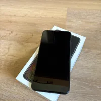 اپل iPhone XS Max با حافظهٔ ۲۵۶ گیگابایت