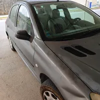 پژو ۲۰۶