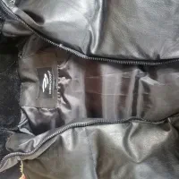 کاپشن|لباس|فارسان, |دیوار