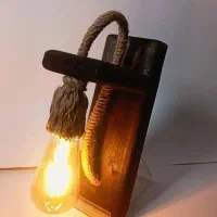 چراغ چوبی دیواری