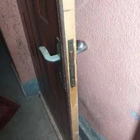 درب ورودی منزل ،عرض۹۰،طول۲متر۳سانت