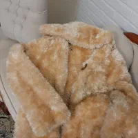 یک عدد کت کوتاه دخترونه بافت|لباس|کرج, چهارصد دستگاه|دیوار