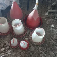 آبخوری و دانخوری