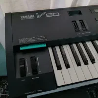 سینتی سایزر YAMAHA V50