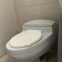 توالت فرنگی، روشویی، آیینه کمدی