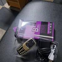 گوشی جیبی برند نوکیا|موبایل|رشت, منظریه|دیوار