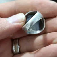 انگشتر عقیق باباقوری بسیار کهنه(لوکیشن اشتباه)|جواهرات|تبریز, |دیوار