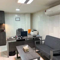 استخدام نیروی خانم کارشناس فروش 912 کارکرده