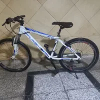 دوچرخه ویوا مشکی و فلش سفید سایز ۲۶ و ۲۸