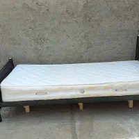 تخت تک نفره