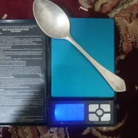 قاشق نقره قدیمی داره مهر معتبر