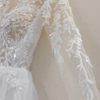 لباس عروس مزون‌دوز همراه ژپون و تاج و کاور|لباس|تهران, پرستار|دیوار