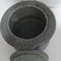 دیزی سنگی قدیمی|ظروف پخت‌وپز|آشخانه, |دیوار