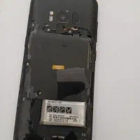 گوشی سالم فقط نیاز به باطری داره تخفیف هم دارد