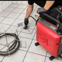 چاه بازکنی کن وتخلیه فاضلاب فنرزدن فنرزنی زنی زن