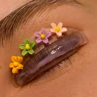 لیفت مژه و ابرو