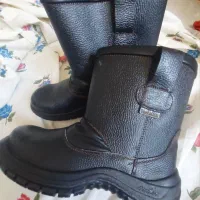 کفش ایمنی چرم اصل مارک شوکاتیان تبریز سایز 43