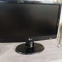 مانیتور LG در حد نو 19 اینچ