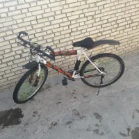 دوچرخه ۲۶ در حد نو بدون پوسیدگی همه وسایلشان نو|دوچرخه، اسکیت، اسکوتر|خمین, |دیوار