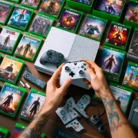 هنوزم گرون از استور میخری نصف قیمت بازی کن