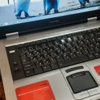 لب تاپ توشیبا خیلی تمیز