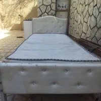 تخت و خوشخواب