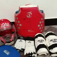 لباس تکواندو تکمیل مفت گزاشتم