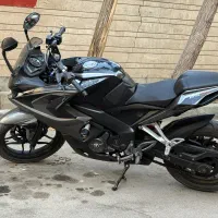 Rs 200 مشکی