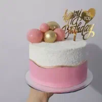 انواع کیکهای تولد و حلوا