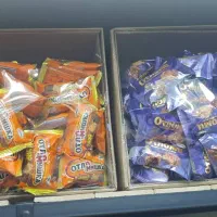 شکلات و ادامس|خوردنی و آشامیدنی|مشهد, کوشش|دیوار