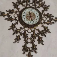 ساعت دیواری