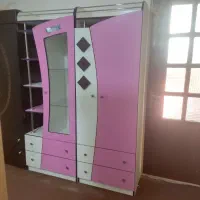 کمد لباس و ویترین