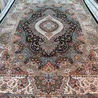 یک تخته ۹‌ متری تک ۷۰۰‌ شانه تراکم ۳۰۰۰|فرش|مشهد, شهید مطهری|دیوار