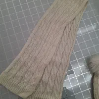 شال و کلاه بچگانه|کفش و لباس بچه|اصفهان, تخت فولاد|دیوار